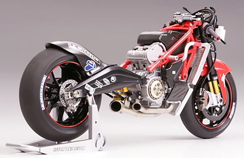 Tamiya Ducati Desmosedici 14101