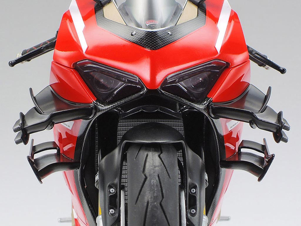 Tamiya Ducati Superleggera V4 14140