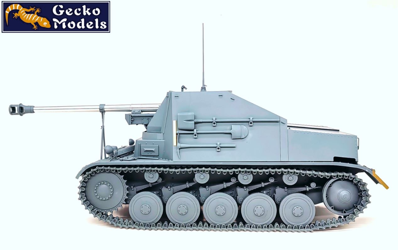 Model tank with Gecko Models logo on a white background