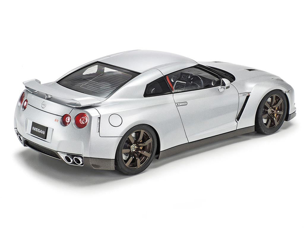 Tamiya Nissan Gtr 24300