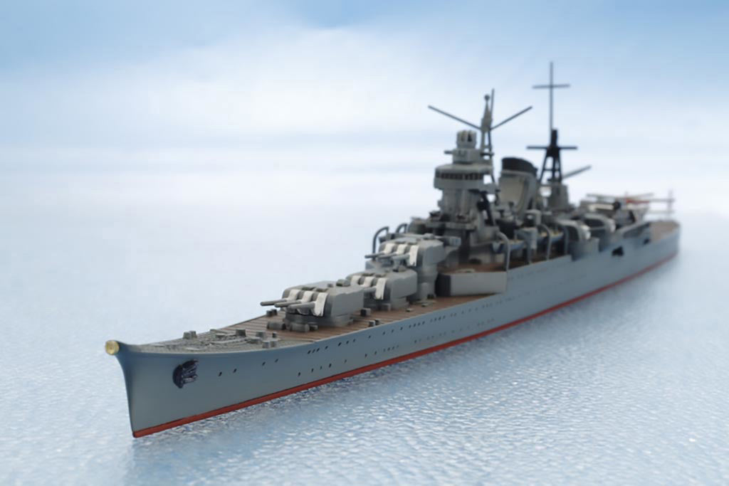 Tamiya 1/700 Light Cruiser Mogami 31359