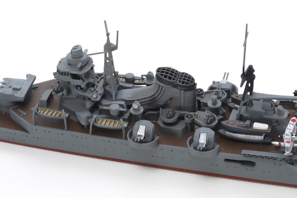 Tamiya 1/700 Light Cruiser Mogami 31359