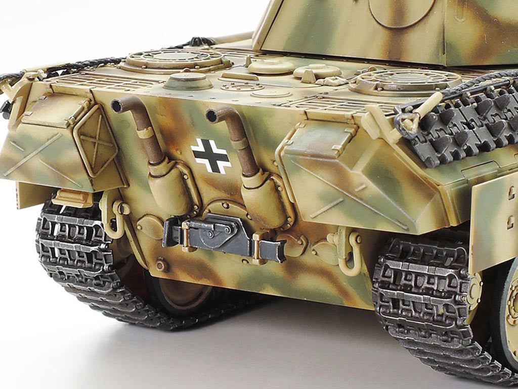 Tamiya German Tank Panther Ausf.D 32597