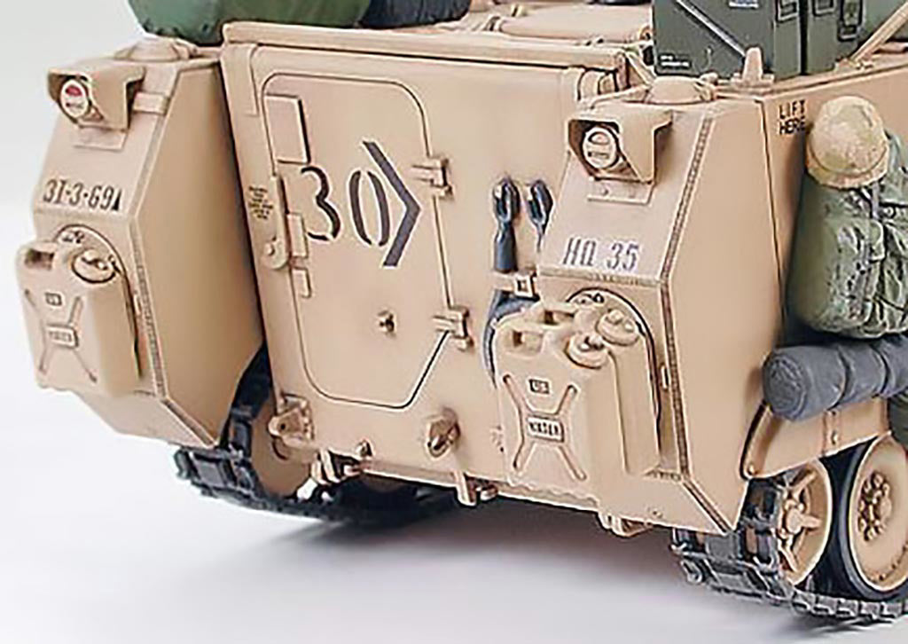 Tamiya M113A2 Armored Person Carrier