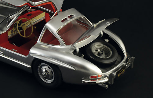 Italeri 1/16 Mercedes Benz 300Sl Gullwing 3612