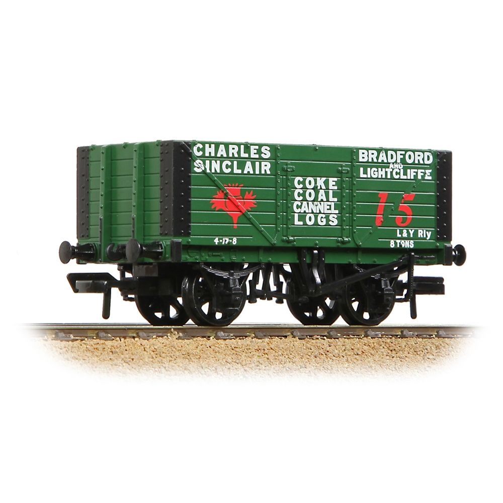 Branchline 7 Plank Fixed End Wagon 'Charles Sinclair' Green 37-101B