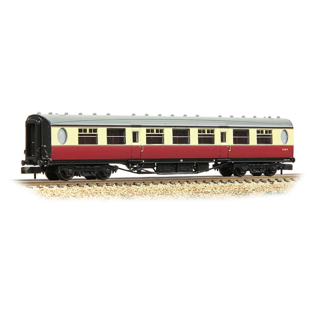 Graham Farish LNER Thompson Third Corridor BR Crimson & Cream 376-251B