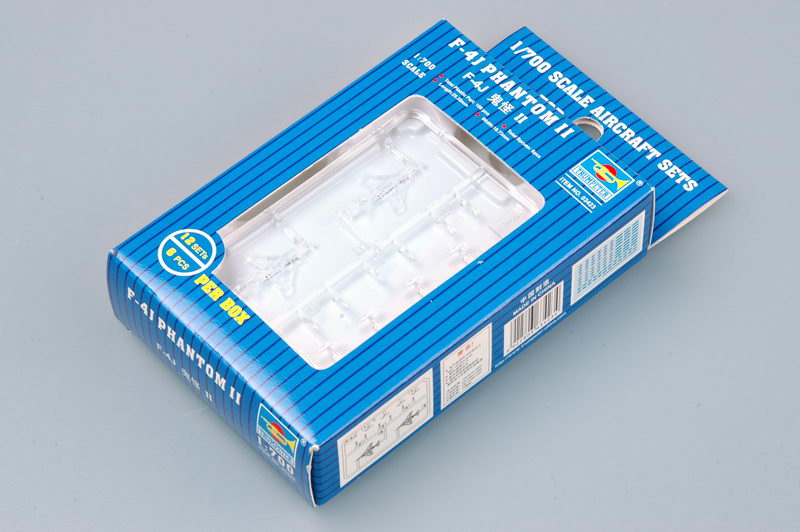 Trumpeter 1:700 - F-4J Phantom II