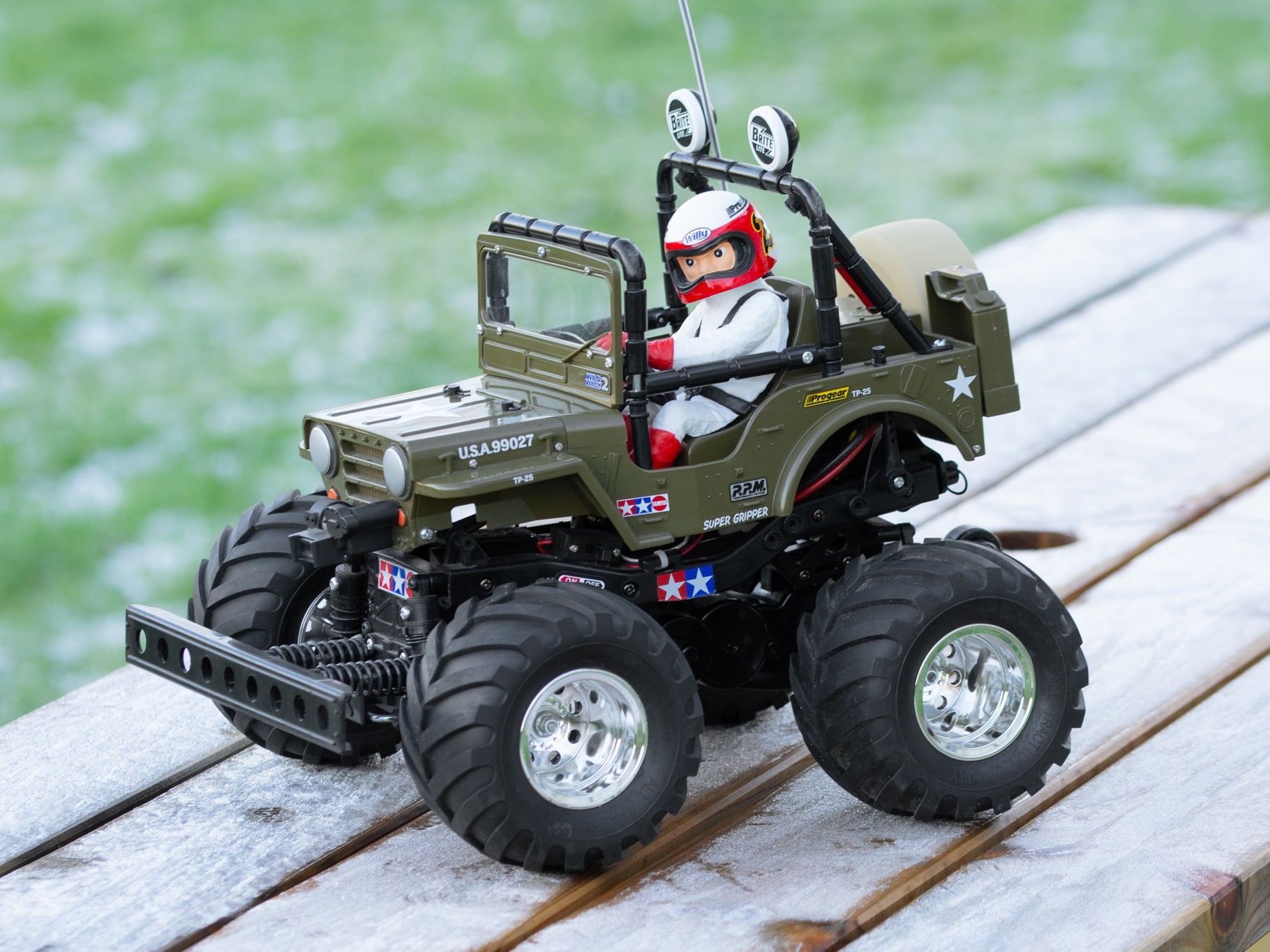 Tamiya Wild Willy 2 (WR-02) 2000 Radio Control Car