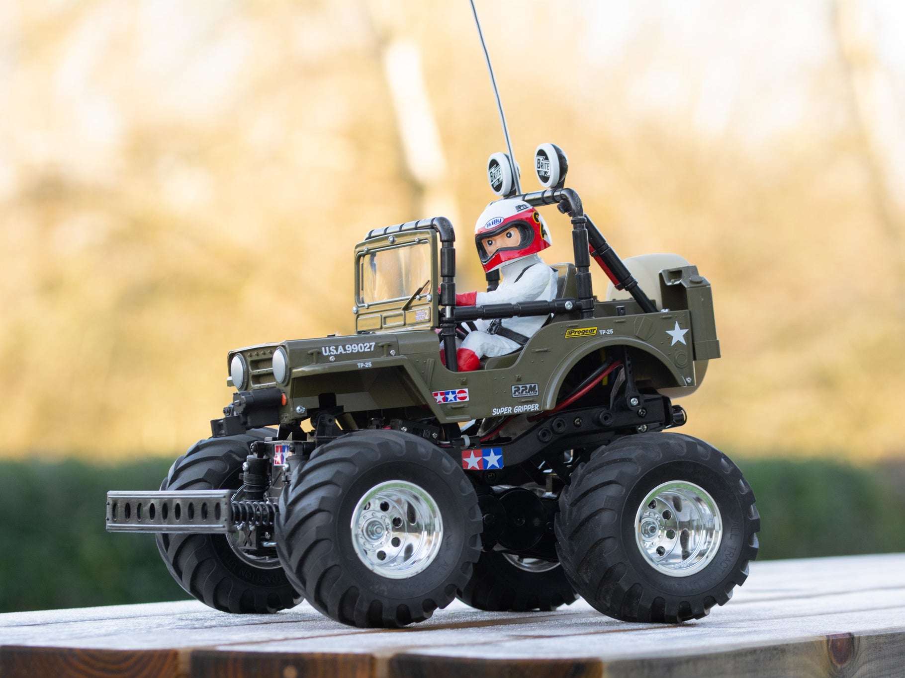 Tamiya Wild Willy 2 (WR-02) 2000 Radio Control Car