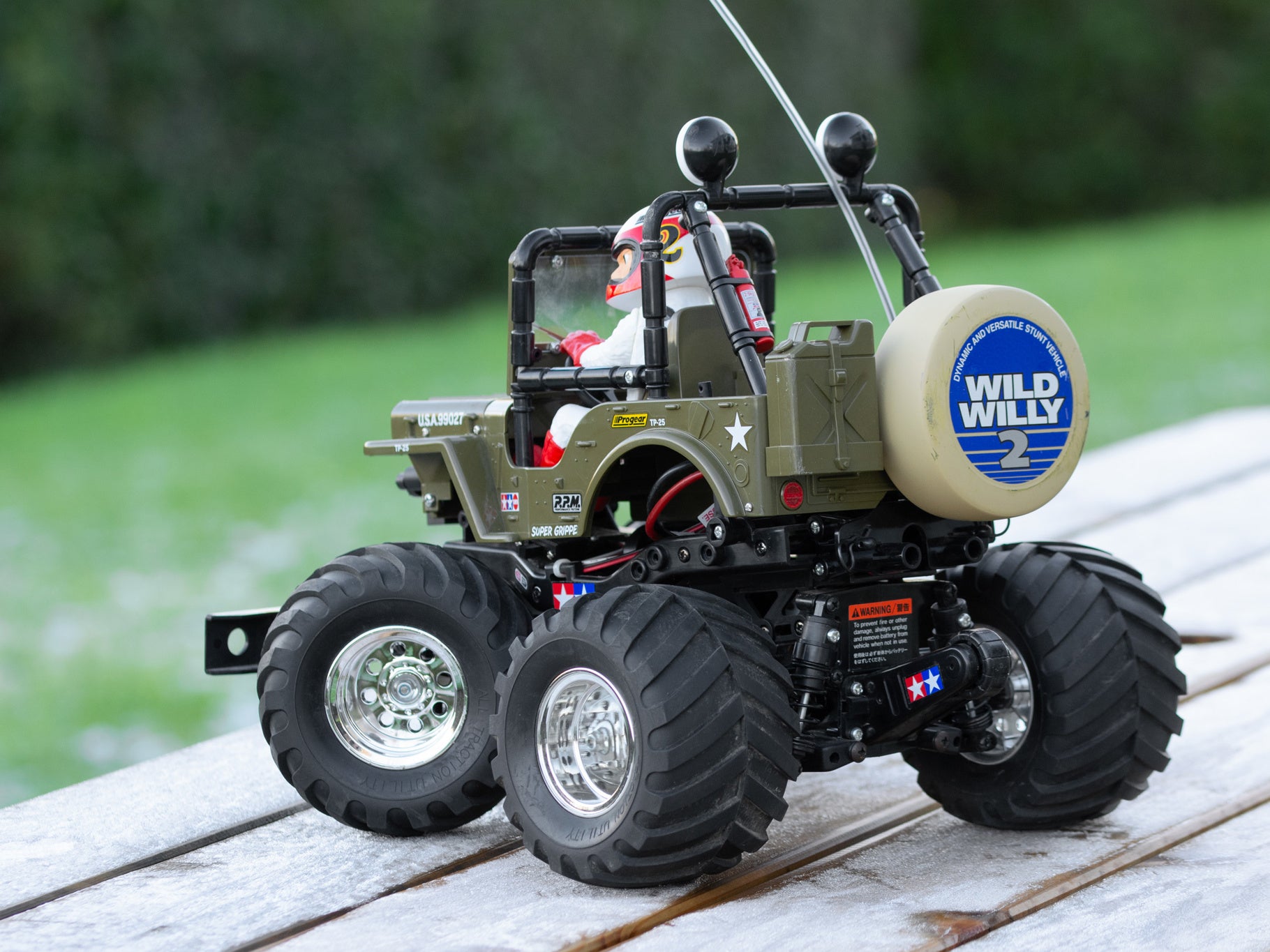 Tamiya Wild Willy 2 (WR-02) 2000 Radio Control Car