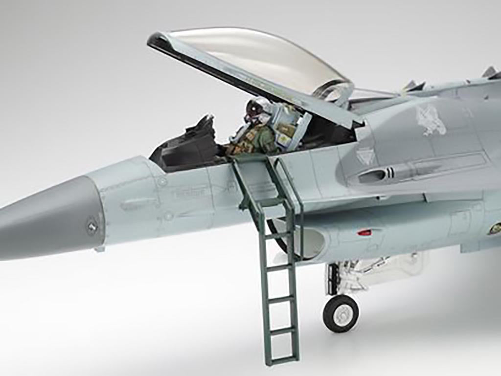 Tamiya Lockheed Martin F-16Cj Blk 50 60315