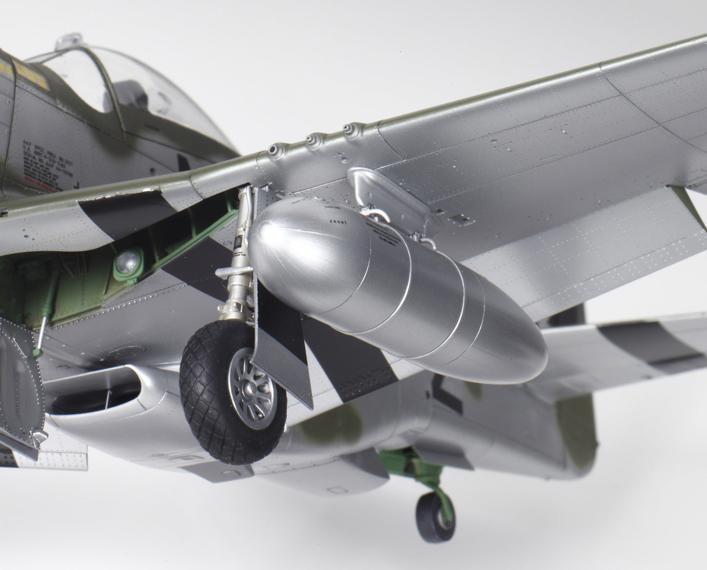 Tamiya North American P-51D Mustang - 60322