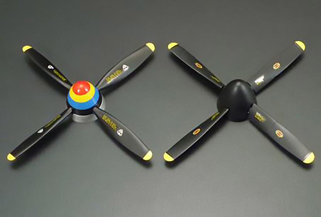 Tamiya North American P-51D/K Mustang