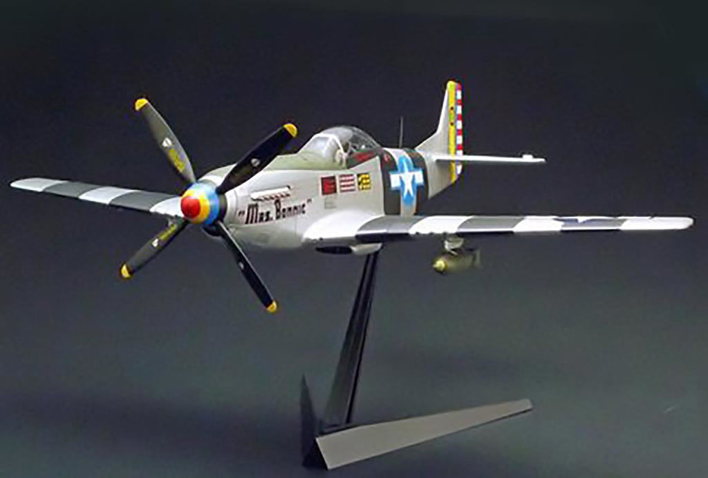 Tamiya North American P-51D/K Mustang