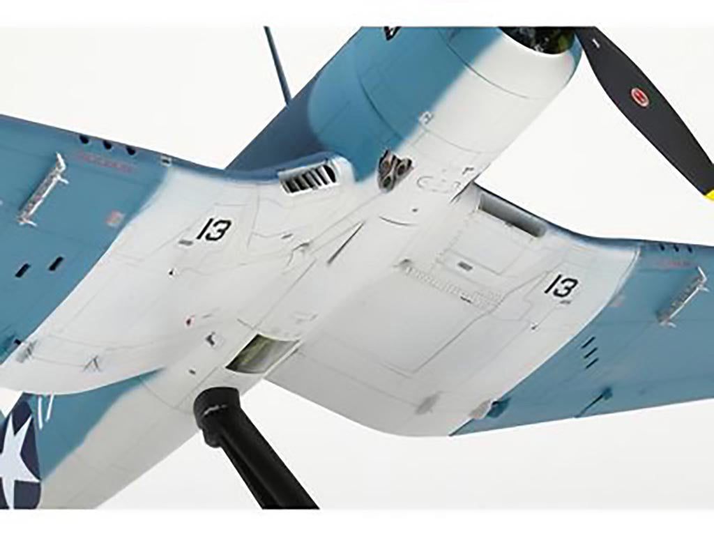 Tamiya Vought F4U-1 Corsair 60324