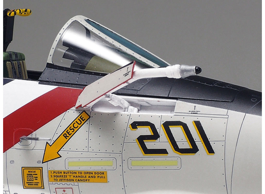 Tamiya Grumman F-14A Tomcat 61114