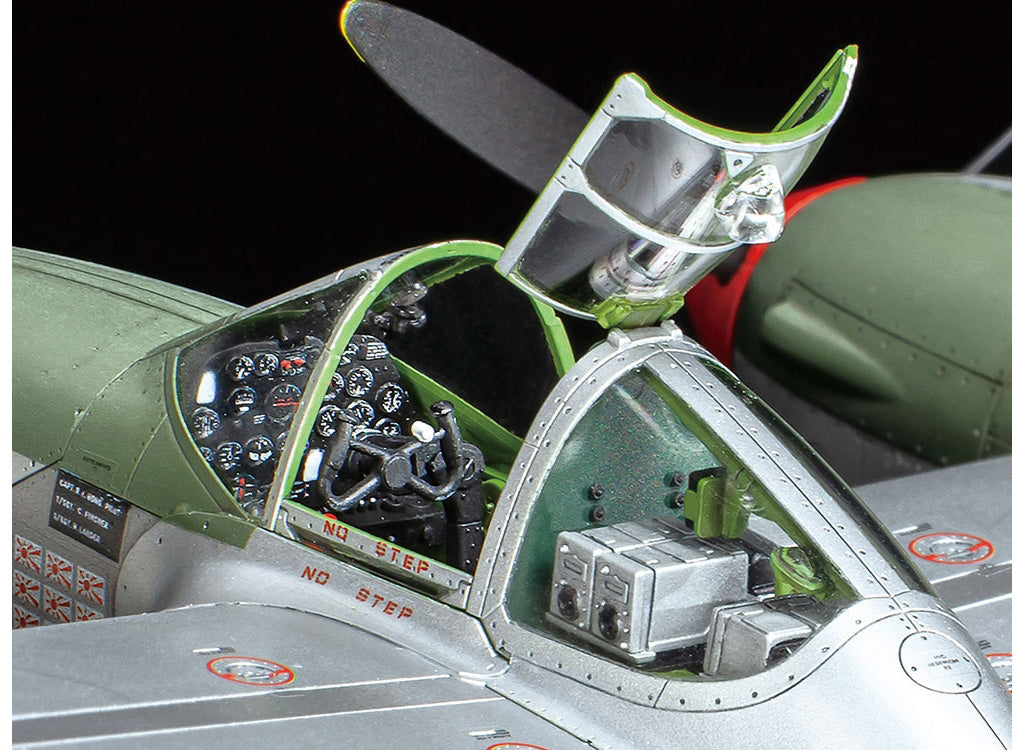 Tamiya Lockheed P-38 J Lightning 61123