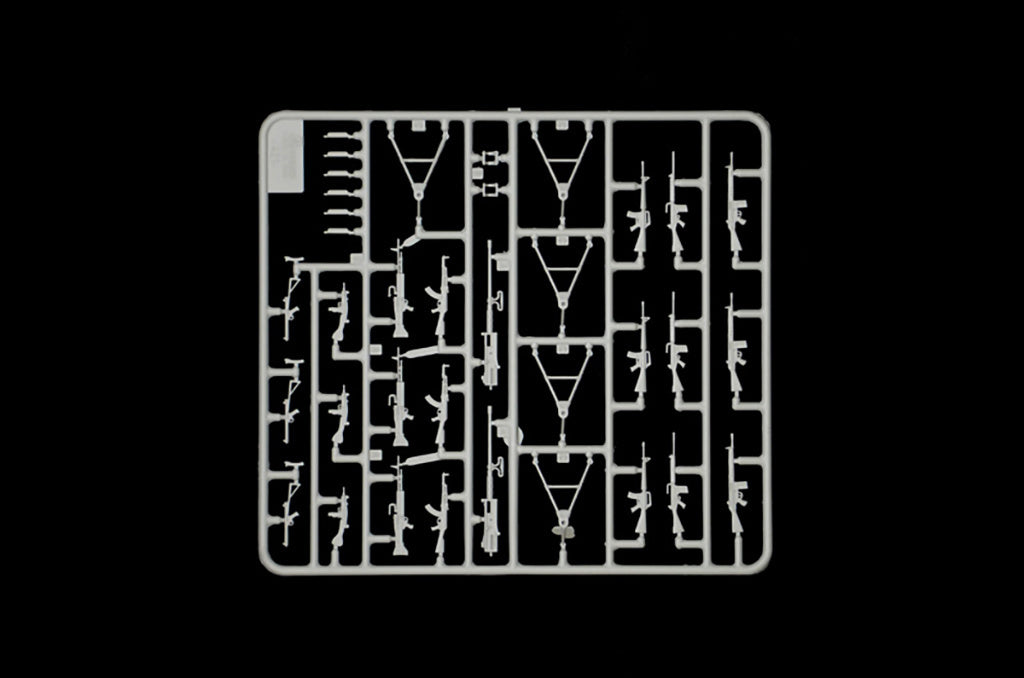 Italeri Modern Light Weight Battle Set 6421