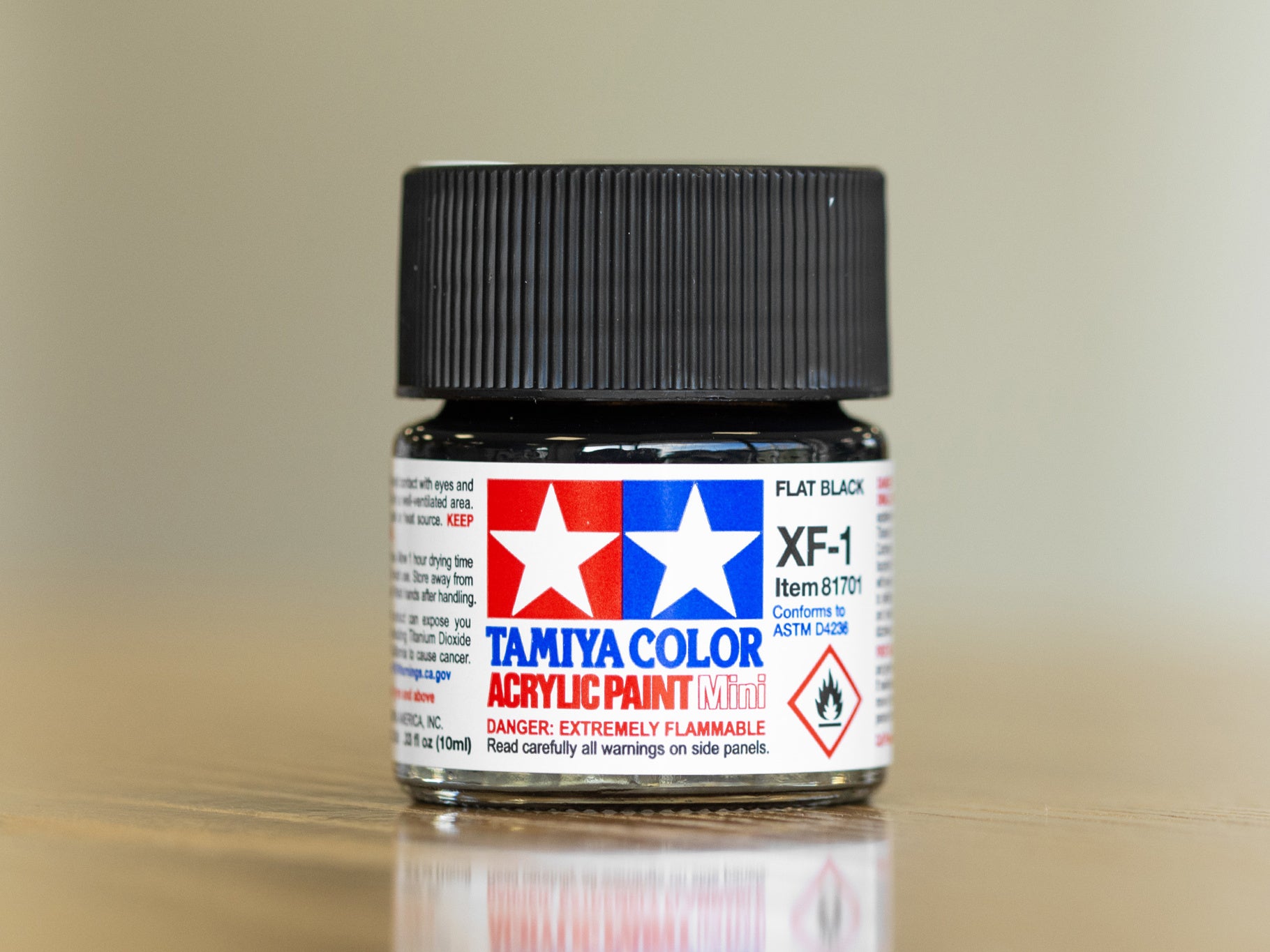 Tamiya Acrylic Paints 10ml Xf1 Flat Black