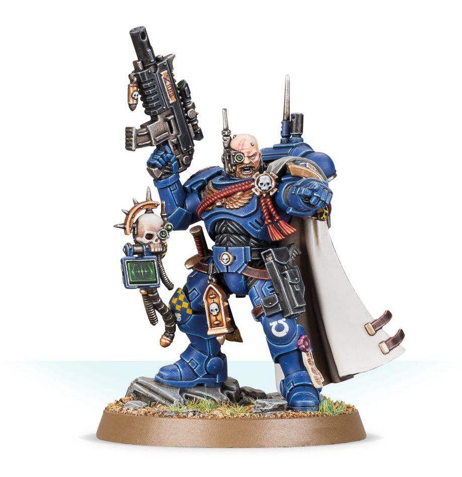 Space Marines Captain In Phobos Armour- Warhammer 40K