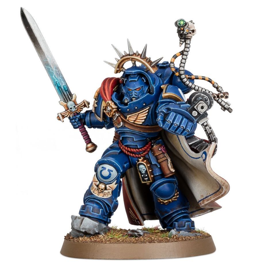 Warhammer 40K: Space Marines Captain in Gravis Armour – Lead with Unyielding Might!