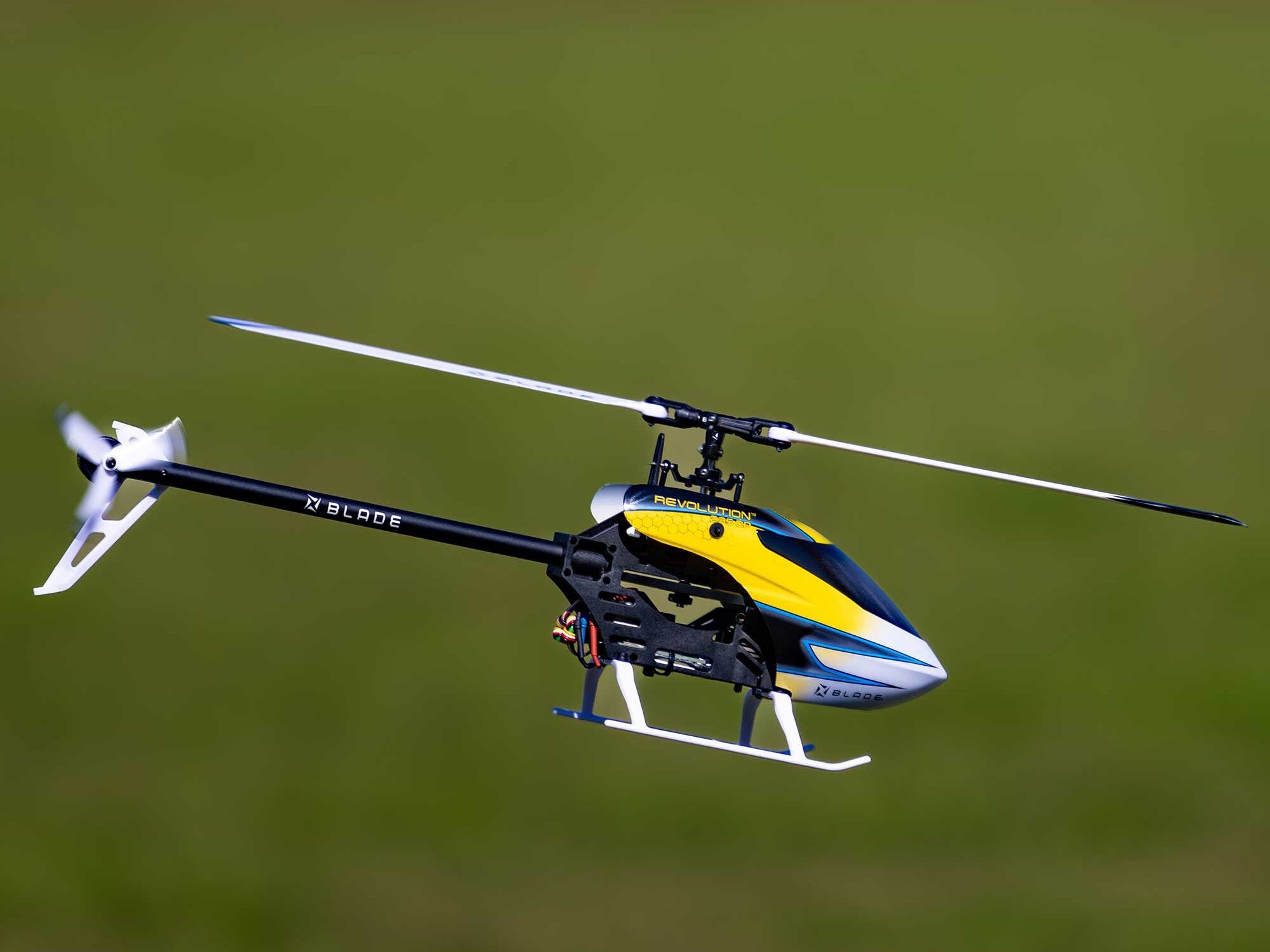 Blade Revolution 235 CP RTF Basic with SAFE