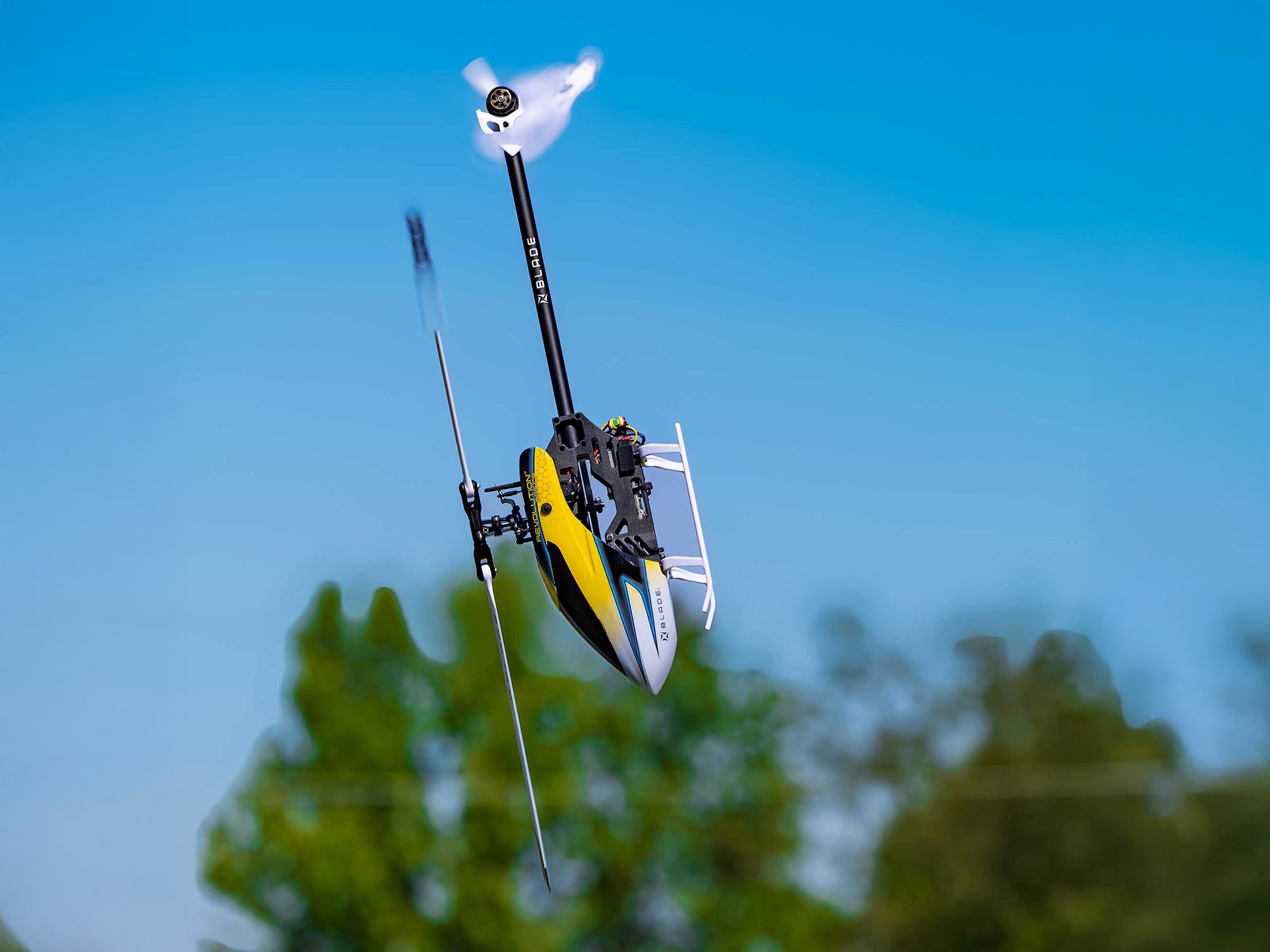 Blade Revolution 235 CP RTF Basic with SAFE