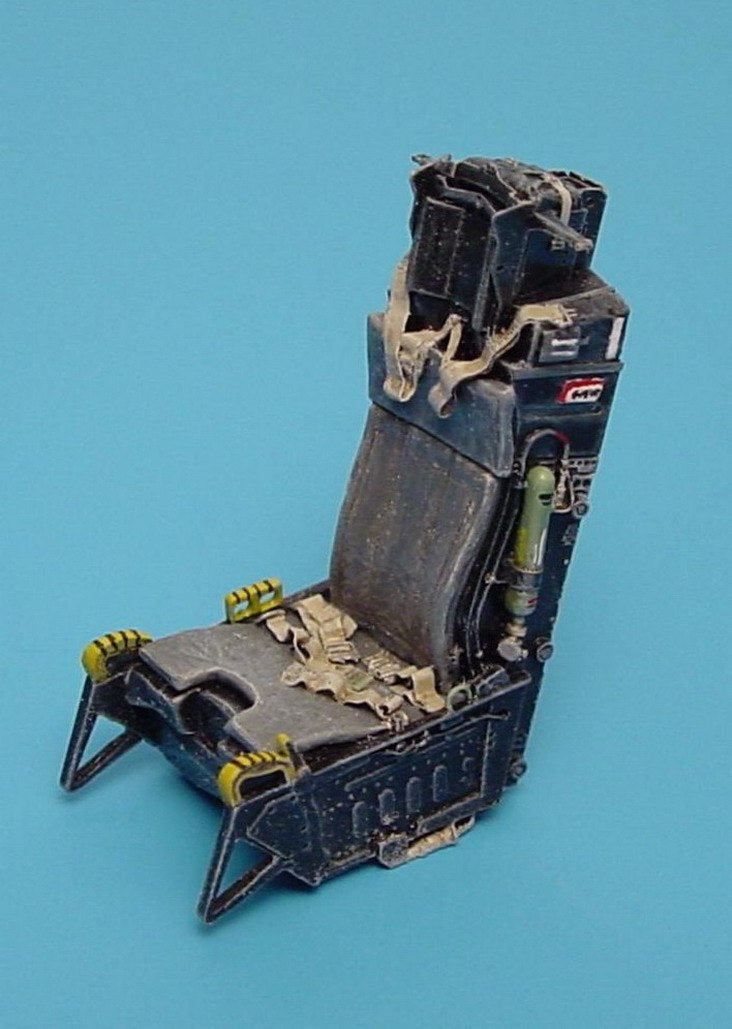 ACES II ejection seat type B. Suitable for McDonnell F-15A, McDonnell F-15C, McDonnell F-15E, Fairchild A-10A, Lockheed F-117A, Lockheed-Martin F-22 Raptor etc