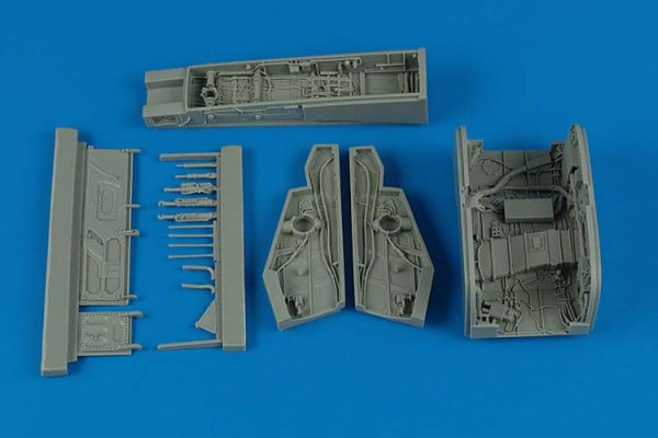 North-American F-100D Super Sabre wheel bay (designed to be used with Trumpeter kits)