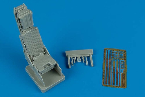 SJU-4/7A (McDonnell-Douglas AV-8B Harrier) ejection seat bay (designed to be used with Trumpeter kits)