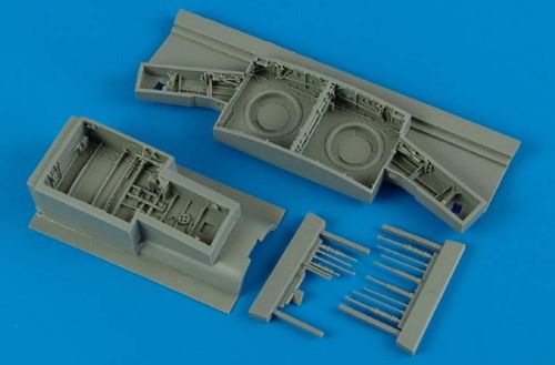 North-American F-86F-40 Sabre wheel bay (designed to be used with Italeri, Kinetic Model and Wolfpack kits)