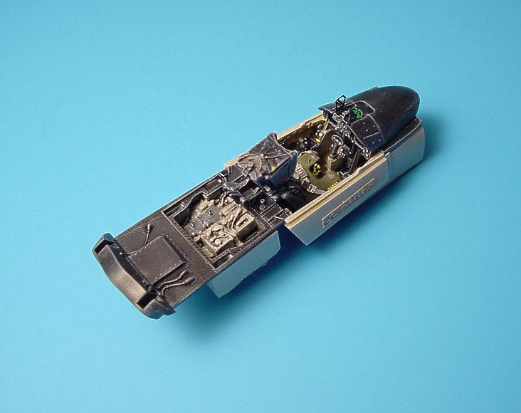 McDonnell-Douglas F/A-18A Hornet cockpit set (designed to be used with Hasegawa kits)