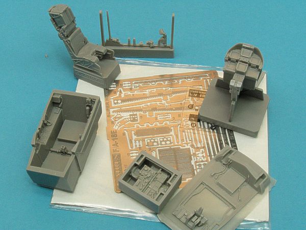 Boeing F/A-18E Super Hornet cockpit set (designed to be used with Hasegawa kits)