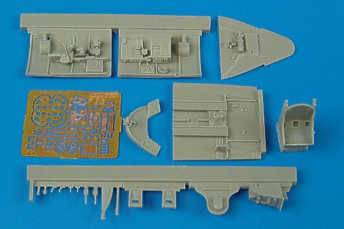 Grumman F6F-5 Hellcat cockpit set (designed to be used with Hasegawa kits)