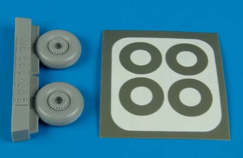 Macchi C.202/Macchi C.205 wheels and paint masks (designed to be used with Italeri kits)