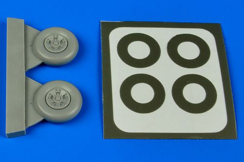 Supermarine Spitfire Mk.V five spokes wheels & paint masks (designed to be used with Airfix, Hasegawa and Tamiya kits)