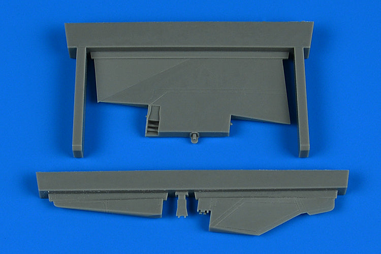 Mikoyan MiG-23ML correct tail fin (designed to be used with Trumpeter kits)