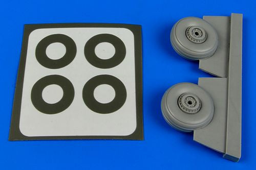 Douglas C-47 Skytrain wheels and paint masks (designed to be used with Airfix kits)