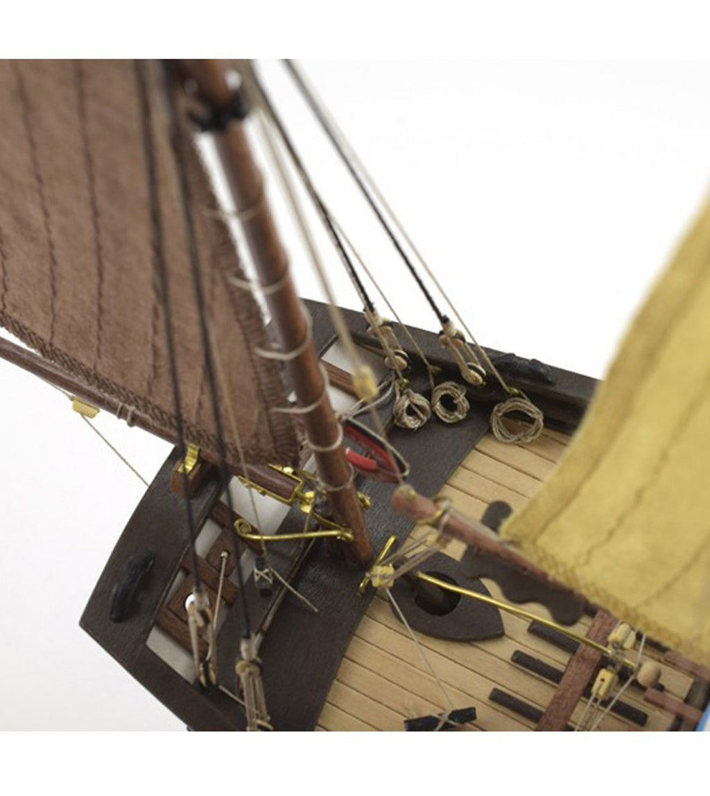 Artesania Marie-Jeanne 2021 With Stand