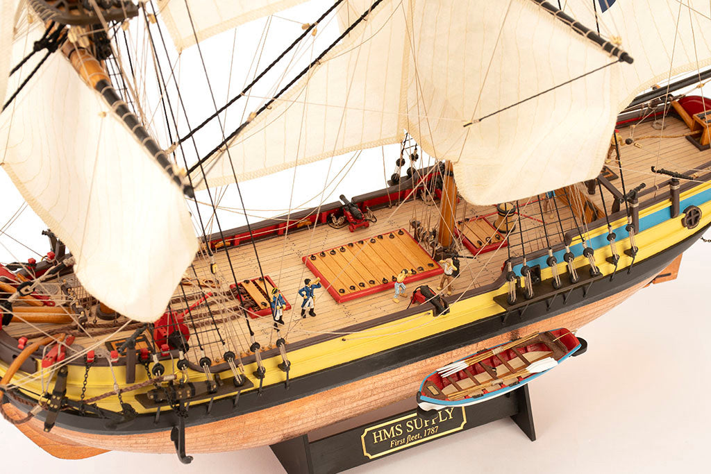 Artesania 1/50 Hms Supply First Fleet + Figurines