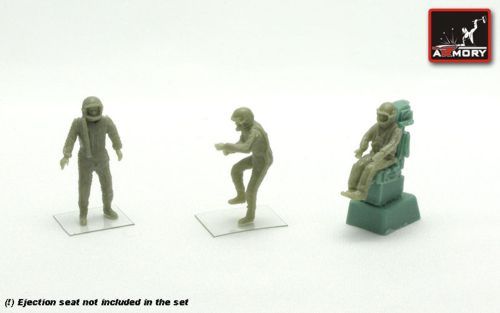Soviet pilots (modern air defence aviation) - 3 figures