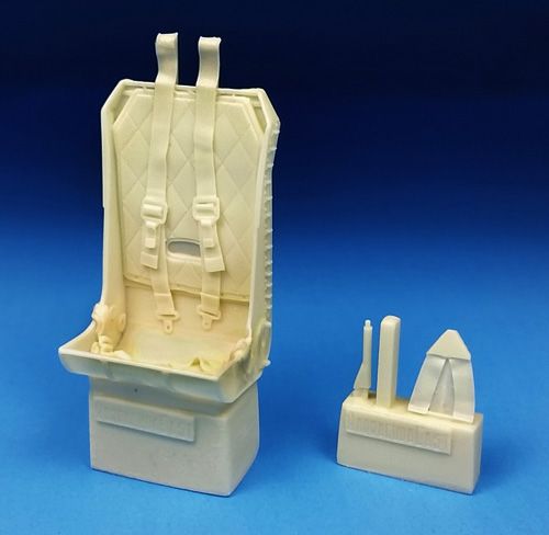 Hawker Typhoon Mk.Ib seat with belt (designed to be used with Airfix kits)