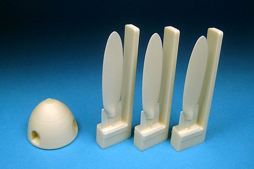 Messerschmitt Bf-109G-10 propeller and spinner (designed to be used with Revell kits)