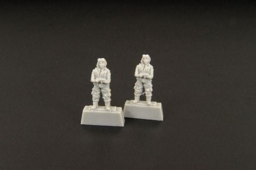 Japanese pilot WWII standing figures x 2