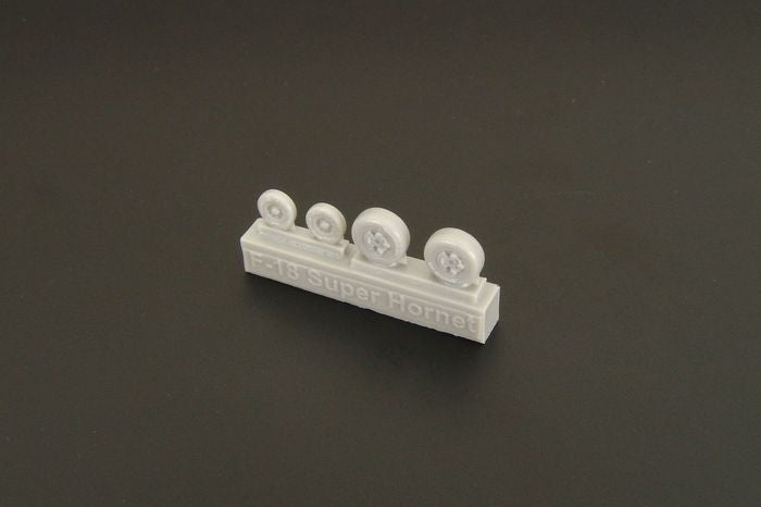Boeing F/A-18E Super Hornet wheels set (designed to be used with Dragon and Revell kits)