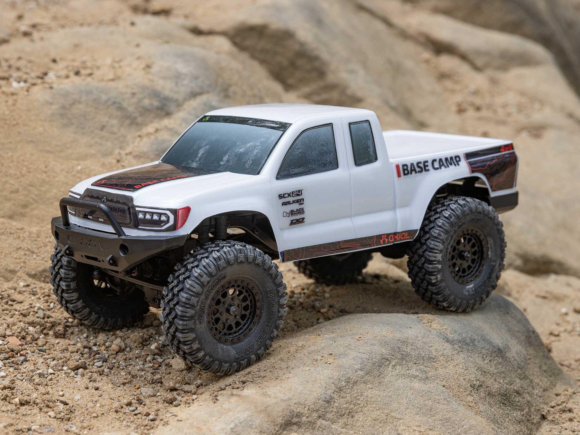 Axial 1/24 SCX24 Base Camp 4WD Rock Crawler RTR White - C-AXI-1219T1
