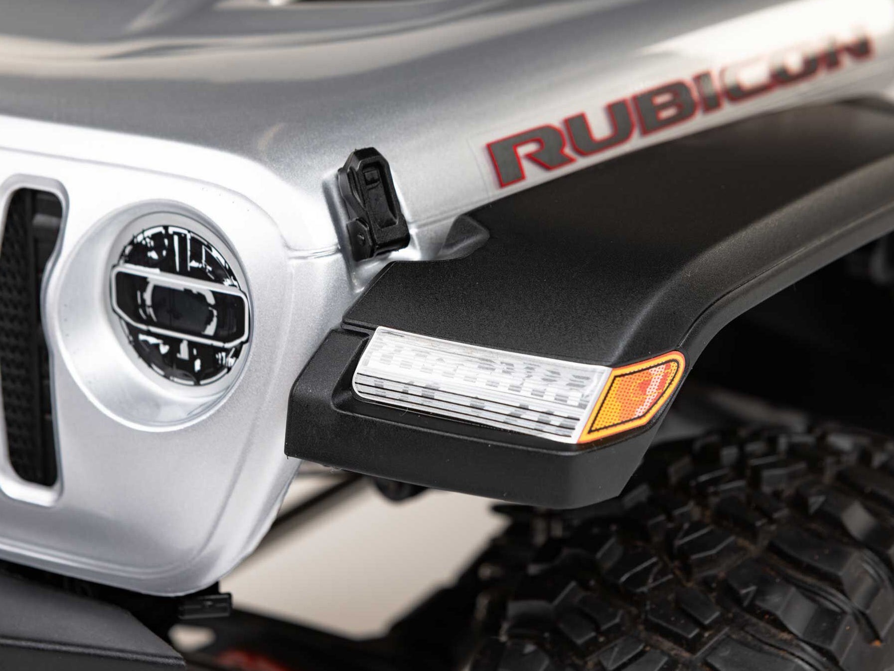 1/6 SCX6 Jeep JLU Wrangler 4WD Rock Crawler RTR: Silver