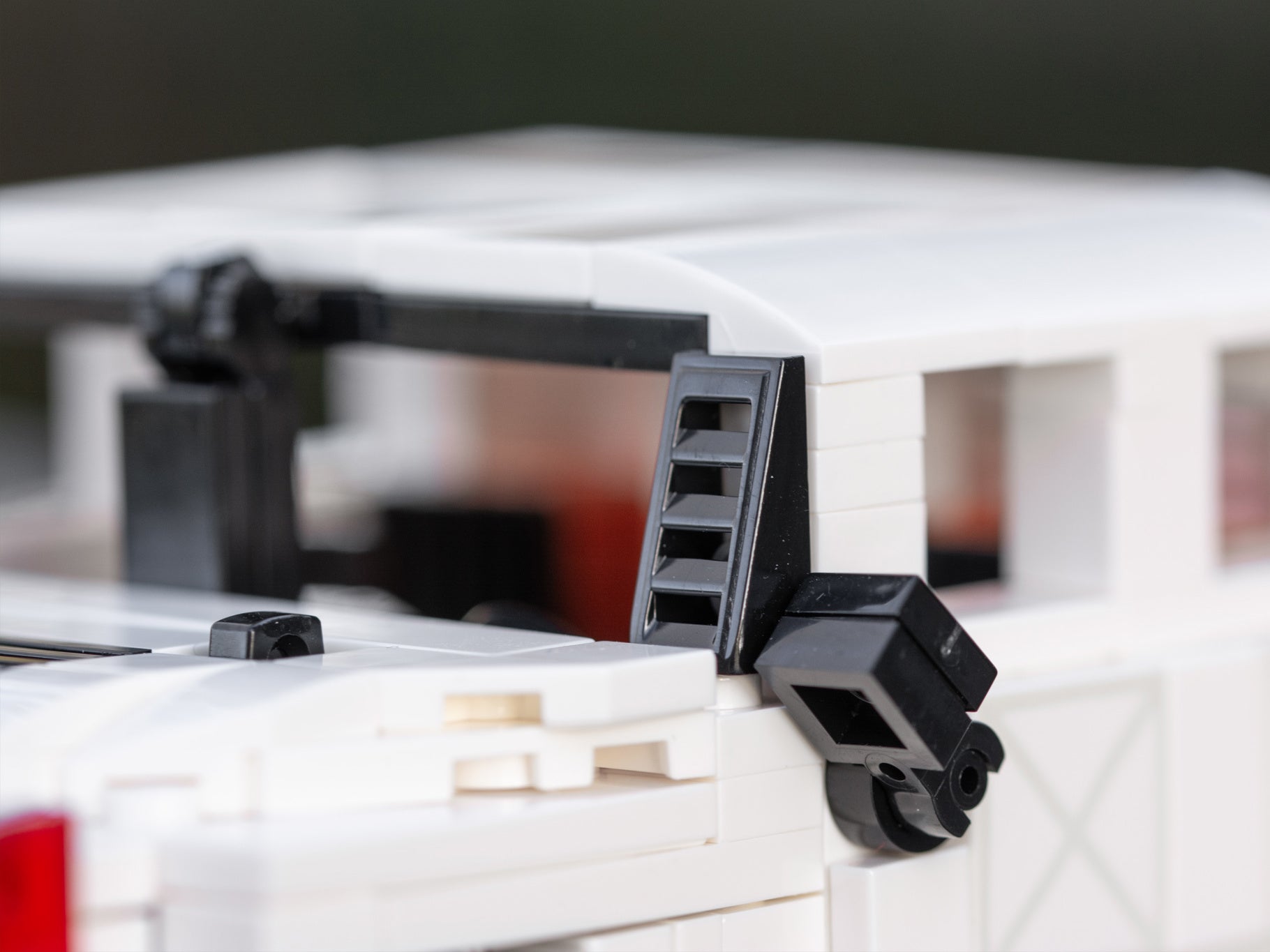 CaDA 1:24 Humvee off- road truck C55022W