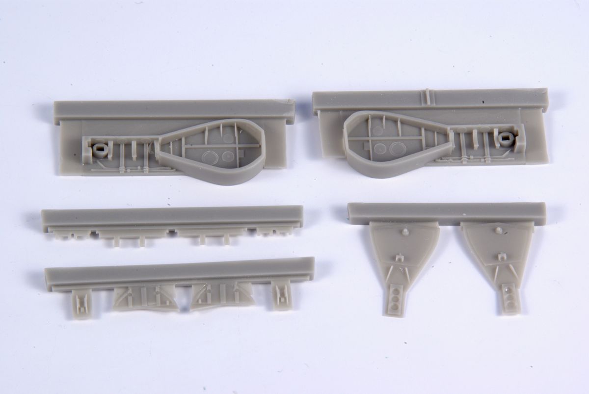 Mitsubishi J2M3 Raiden 'Jack' Undercarriage set (designed to be used with Hasegawa kits)